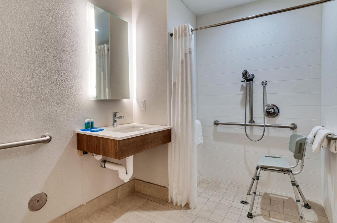 Holiday Inn Express Hotel & Suites Lake Elsinore By Ihg Eksteriør billede