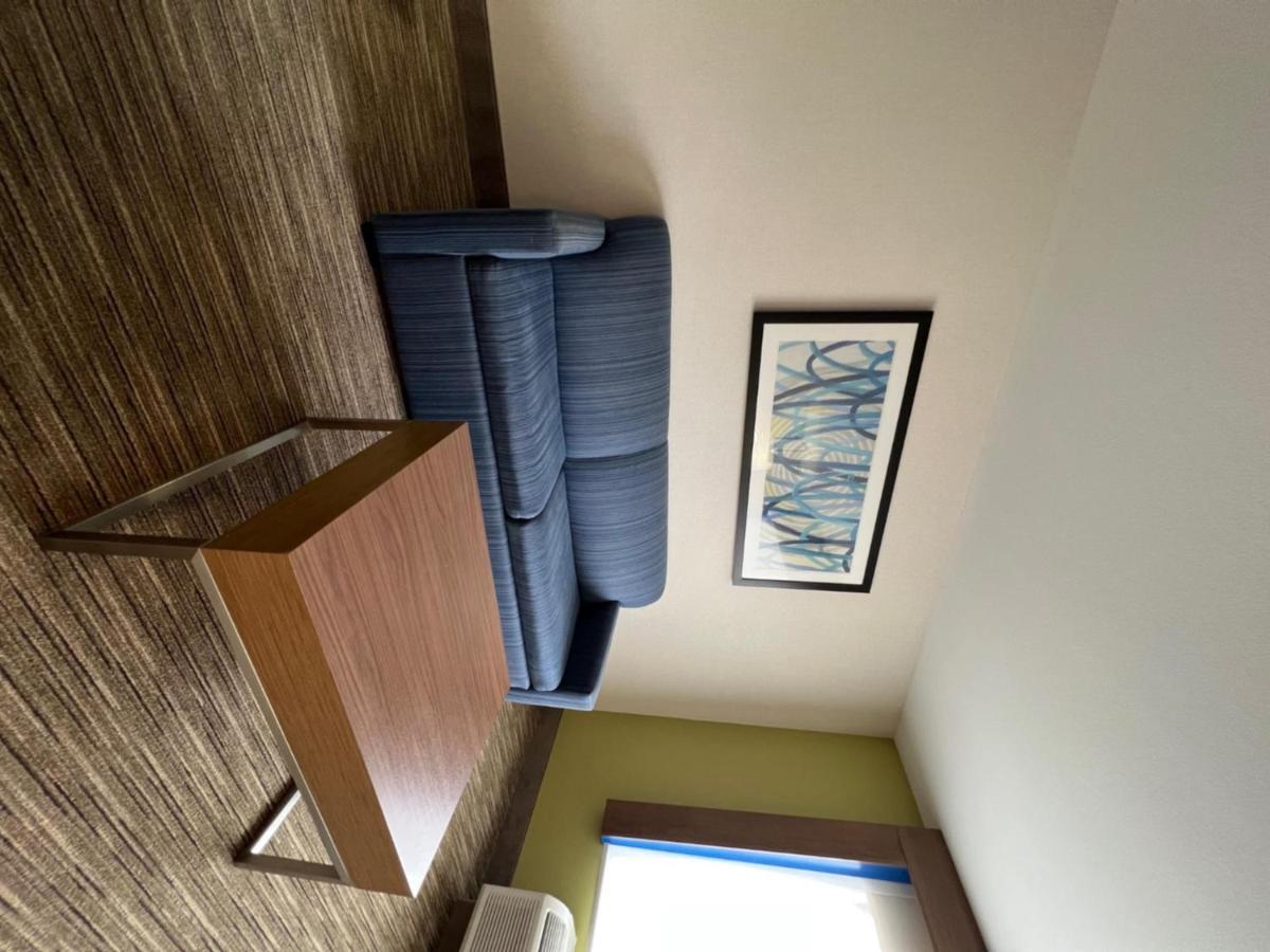 Holiday Inn Express Hotel & Suites Lake Elsinore By Ihg Eksteriør billede