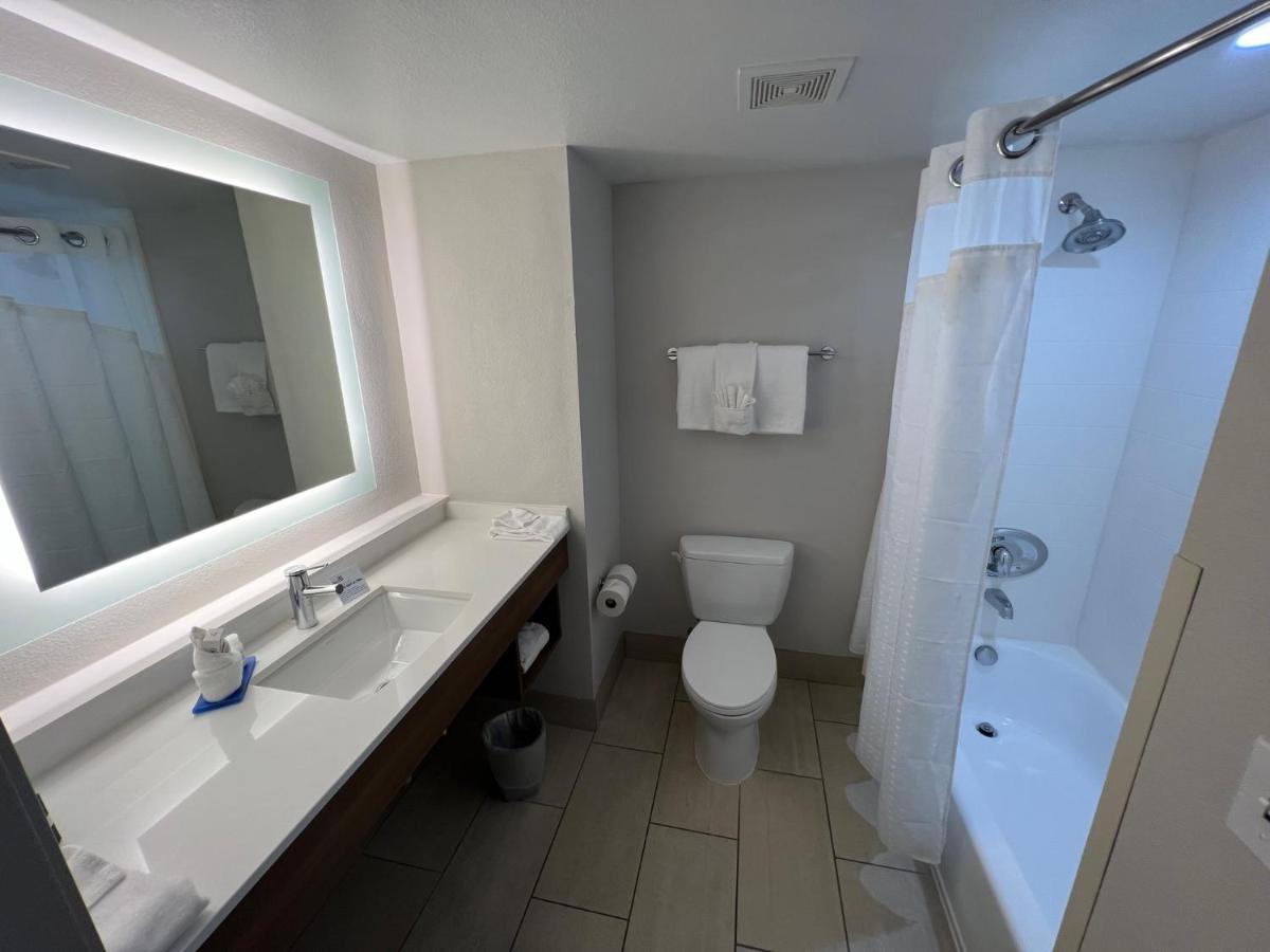 Holiday Inn Express Hotel & Suites Lake Elsinore By Ihg Eksteriør billede