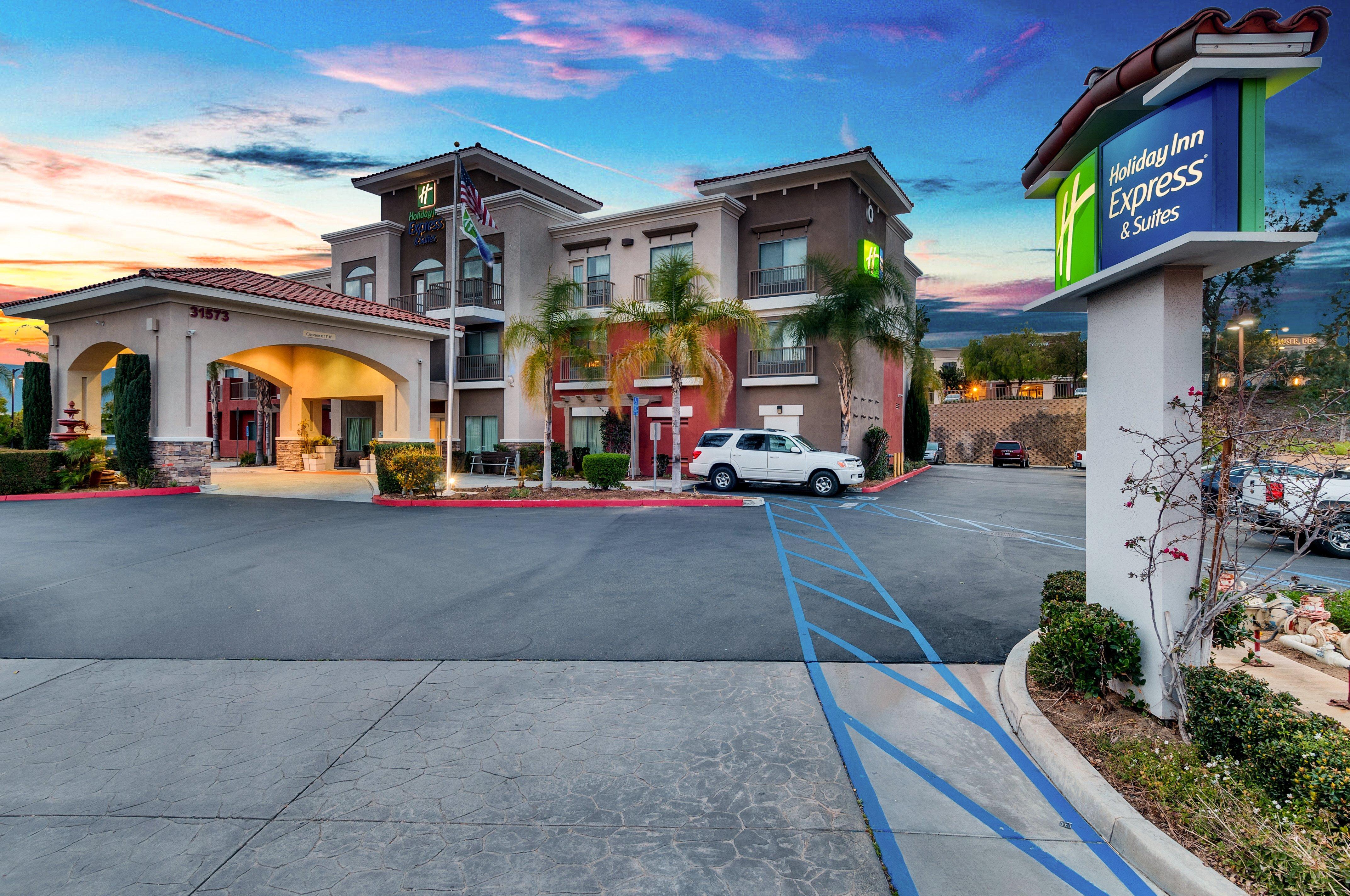 Holiday Inn Express Hotel & Suites Lake Elsinore By Ihg Eksteriør billede