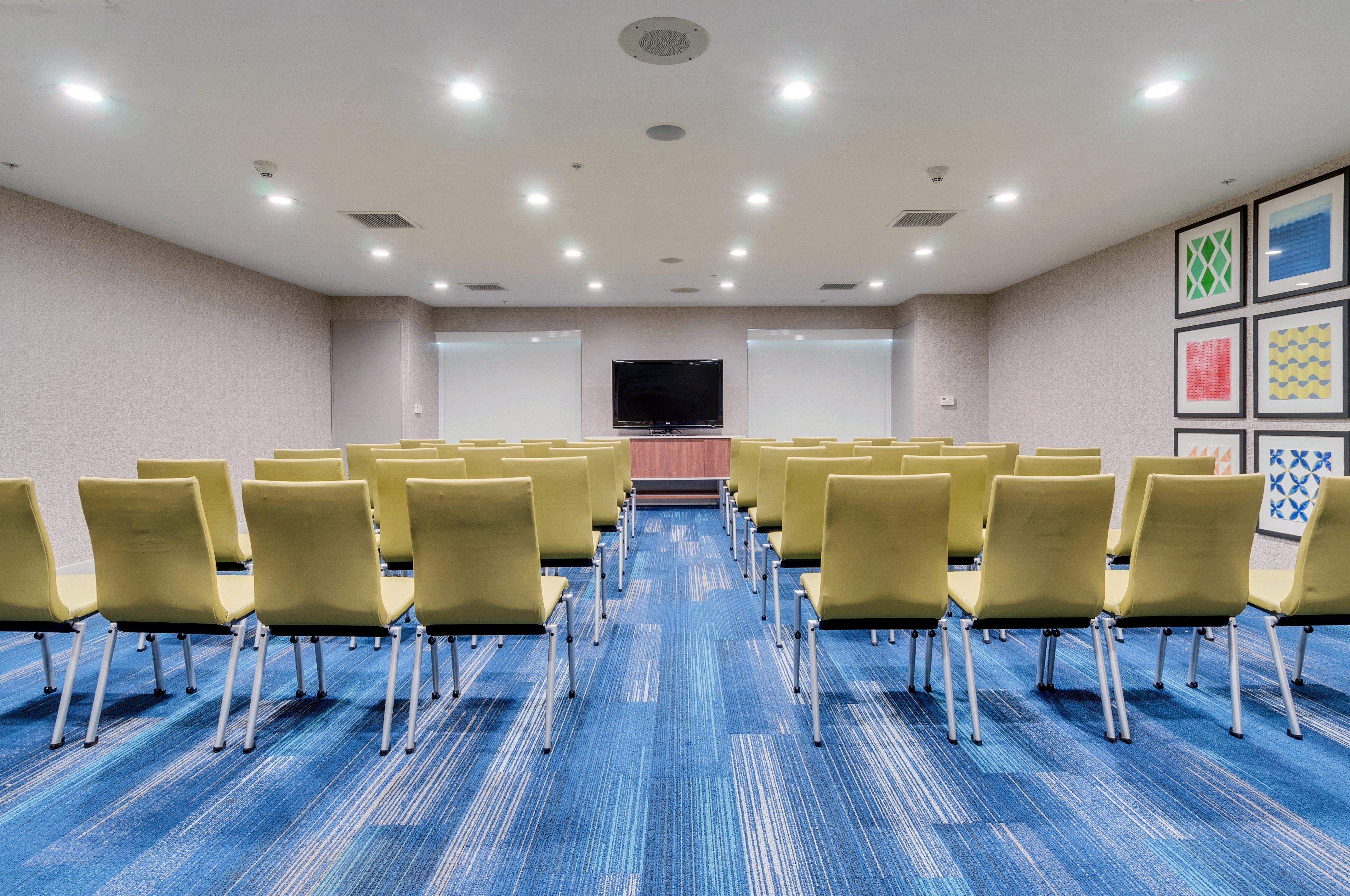 Holiday Inn Express Hotel & Suites Lake Elsinore By Ihg Eksteriør billede