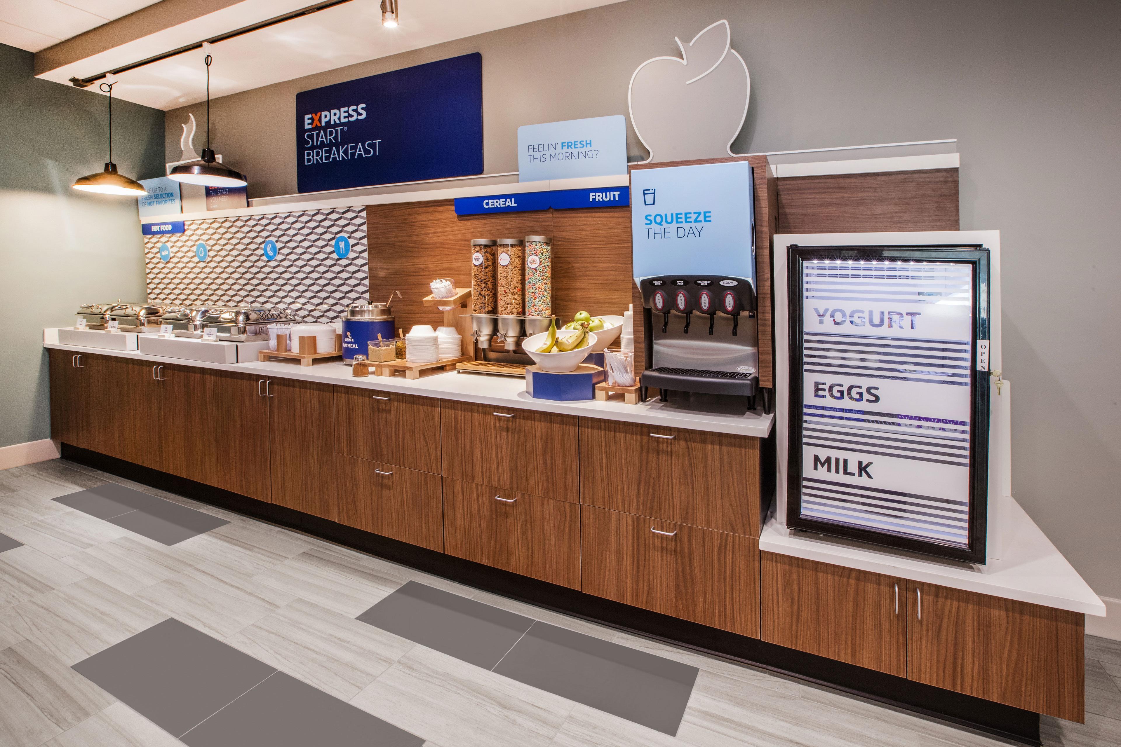 Holiday Inn Express Hotel & Suites Lake Elsinore By Ihg Eksteriør billede