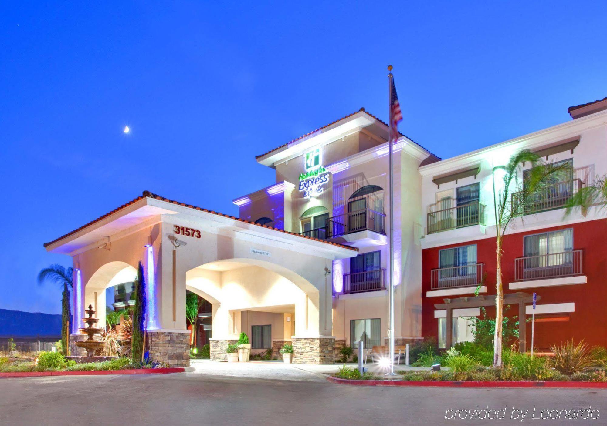 Holiday Inn Express Hotel & Suites Lake Elsinore By Ihg Eksteriør billede