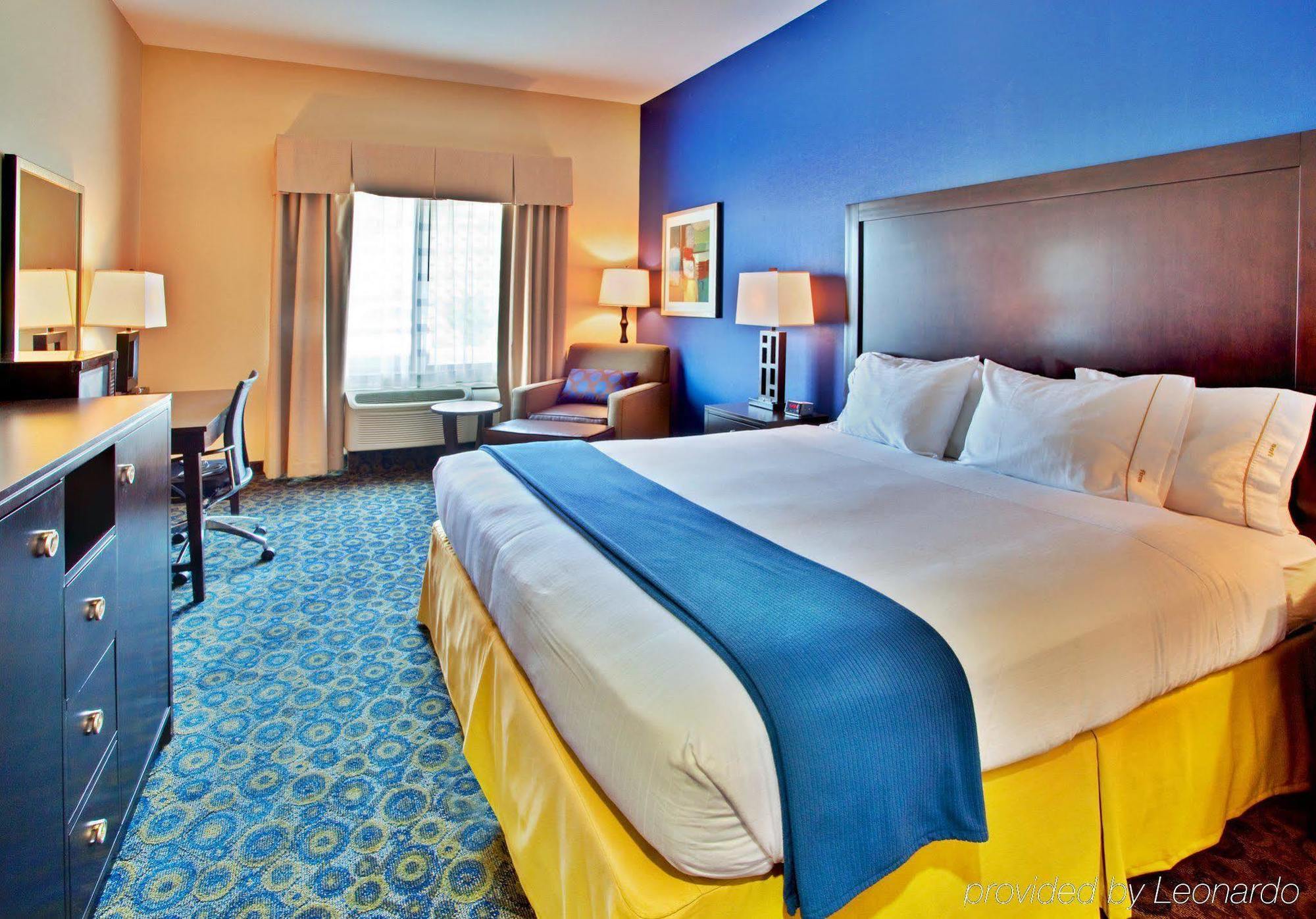 Holiday Inn Express Hotel & Suites Lake Elsinore By Ihg Eksteriør billede