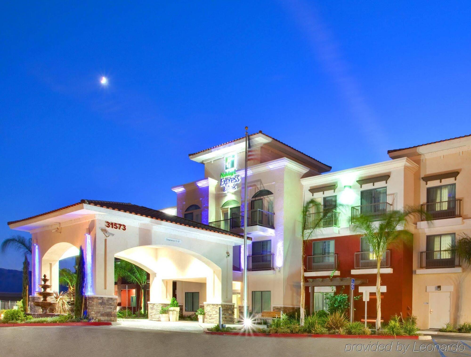 Holiday Inn Express Hotel & Suites Lake Elsinore By Ihg Eksteriør billede