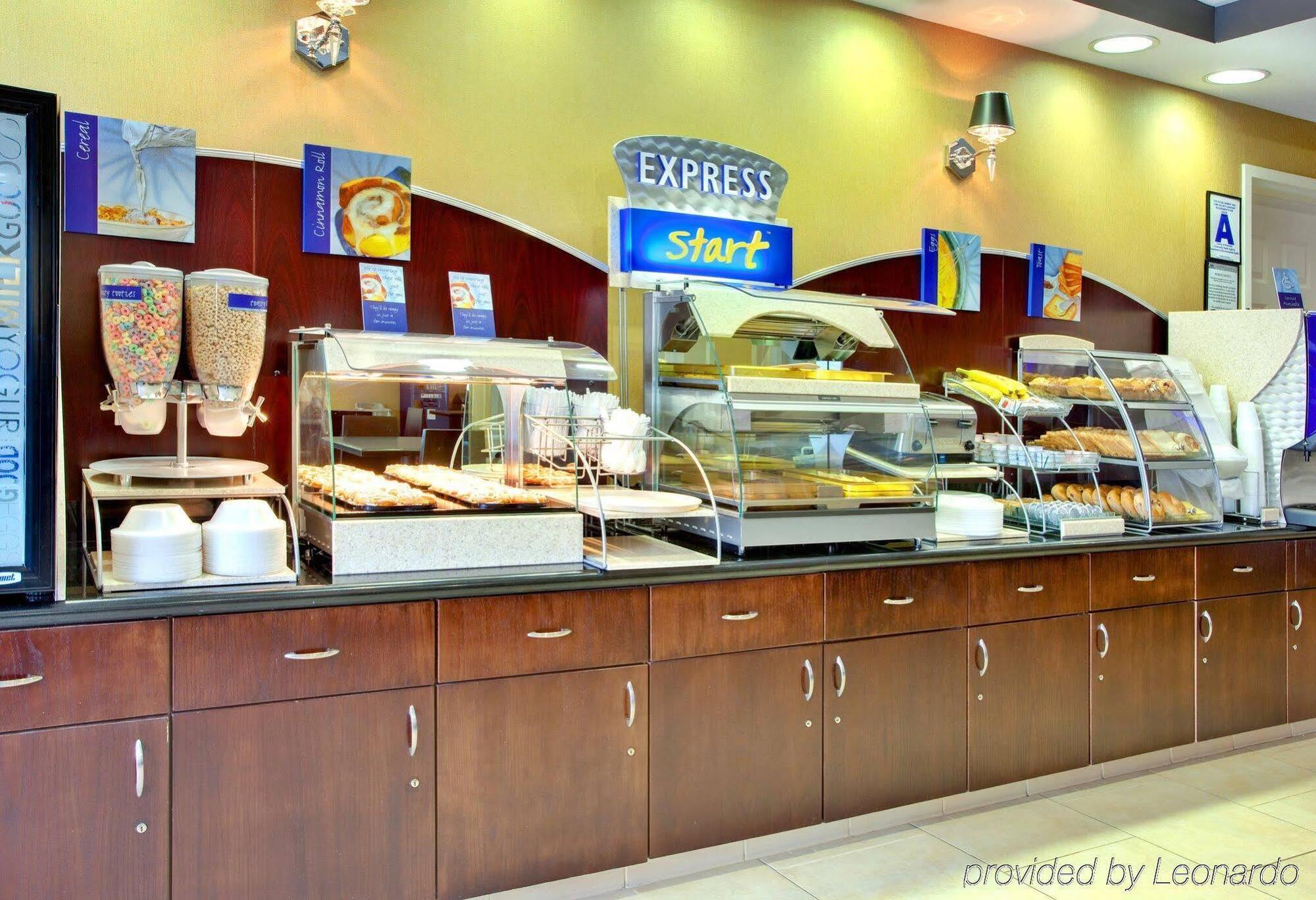 Holiday Inn Express Hotel & Suites Lake Elsinore By Ihg Eksteriør billede